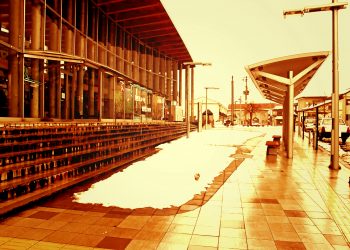 駅, ロータリー, 町, 曇り, 雪, ヴィンテージ, 冬, 屋外