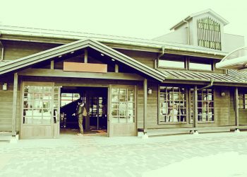駅,町,曇り,屋外,昭和レトロ