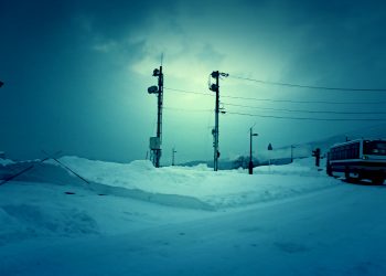 村,ロータリー,冬,屋外,雪,ホラー