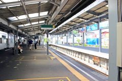 町,駅,夏,屋内,晴れ