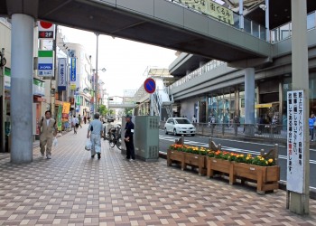 駅,町,屋外,夏,曇り