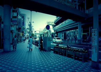 駅,町,屋外,夏,曇り,ホラー