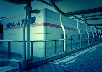 駅,町,屋外,夏,曇り,ホラー