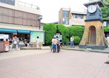 駅,町,夏,屋外,曇り