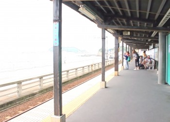 駅,町,夏,屋内,曇り