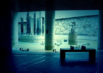 駅前,都市,屋外,冬,ホラー