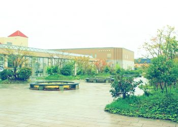 駅前,町,屋外,秋,曇り,昭和レトロ