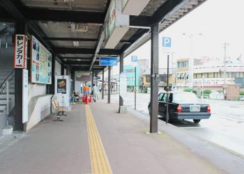 駅前,ロータリー,町,屋外,曇り