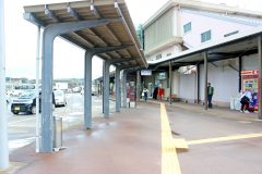 駅前,ロータリー,町,屋外,曇り