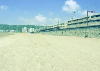 浜辺,都市,屋外,夏,晴れ,昭和レトロ