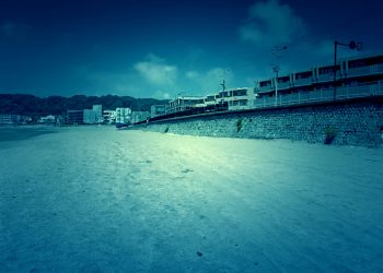 浜辺,都市,屋外,夏,晴れ,ホラー