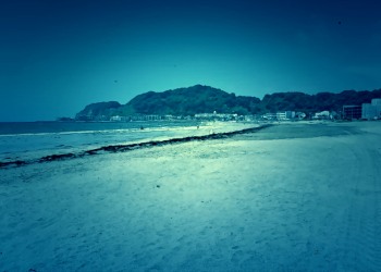 浜辺,町,夏,屋外,晴れ,ホラー