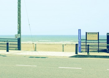 浜辺,町,夏,屋外,晴れ,昭和レトロ