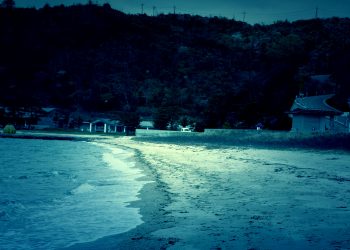浜辺,漁村,屋外,夏,晴れ,ホラー