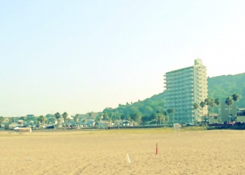 浜辺,町,屋外,夏,晴れ,昭和レトロ