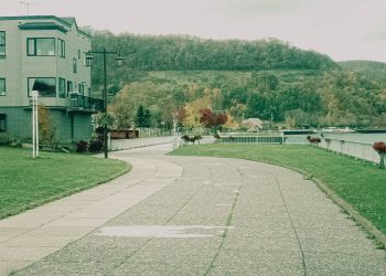 湖岸,町,曇り,冬,屋外,昭和レトロ