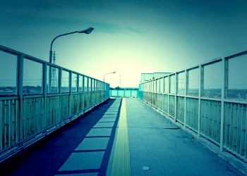 川,橋,町,屋外,春,晴れ,ホラー