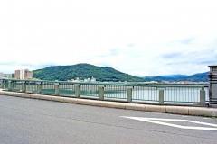 川,町,曇り,屋外,夏