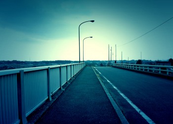 川,町,曇り,屋外,夏,ホラー