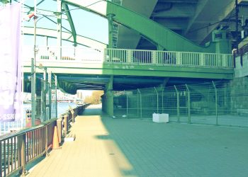 川,街,橋,屋外,夏,晴れ,昭和レトロ