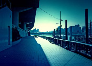 川,街,橋,屋外,夏,晴れ,ホラー