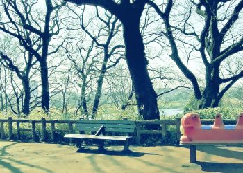 町,公園,冬,屋外,晴れ,昭和レトロ