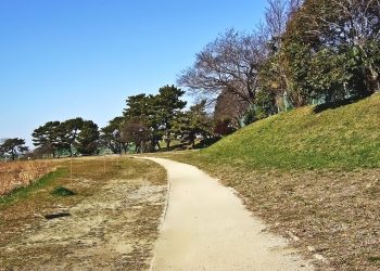 町,公園,冬,屋外,晴れ