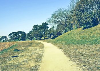 町,公園,冬,屋外,晴れ,昭和レトロ