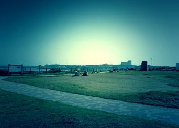 公園,田舎,屋外,秋,晴れ,ホラー