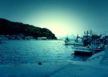 港町,屋外,冬,曇り,ホラー