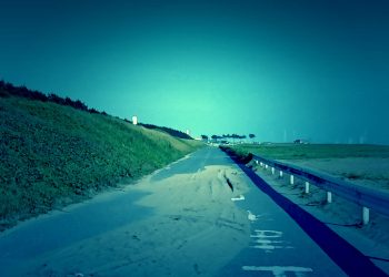 道路,浜辺,晴れ,夏,屋外,ホラー