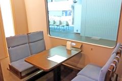 乗り物,電車,屋内