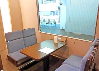 乗り物,電車,屋内