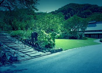 日本庭園,日本家屋,村,晴れ,夏,屋外,ホラー