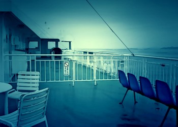 乗り物,船,屋外,雨,夏,ホラー