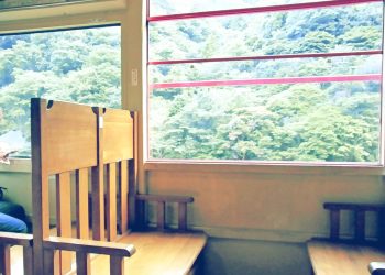 乗り物,電車,屋内,昭和レトロ