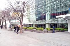 建物前,都市,屋外,冬,曇り