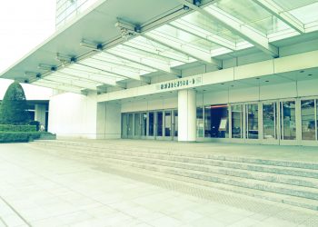 都市,建物前,冬,曇り,屋外,昭和レトロ