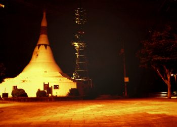 町,建物前,秋,屋外,ヴィンテージ