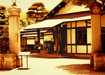 町,建物前,夏,屋外,晴れ,ヴィンテージ