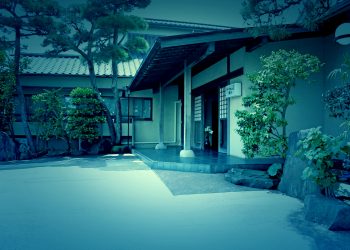 和風,日本家屋,建物前,夏,屋外,晴れ,ホラー