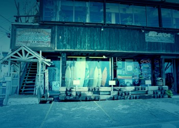建物前,町,屋外,夏,ホラー