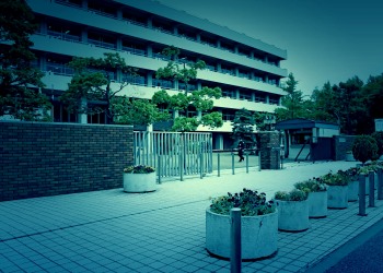 建物前,都市,屋外,春,秋,ホラー