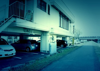 建物前,町,屋外,春,秋,ホラー