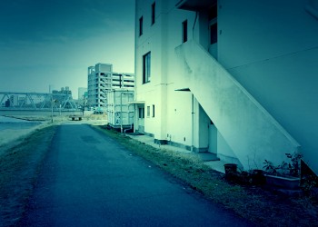 建物前,町,屋外,春,秋,ホラー