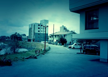 建物前,町,屋外,春,秋,ホラー