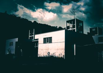 建物前,町,晴れ,屋外,ホラー