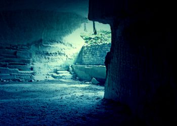 岩場,アウトドア, 屋内, 曇り, 夏,ホラー