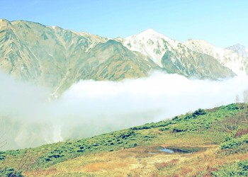 山道,アウトドア,屋外,秋,晴れ,昭和レトロ