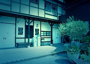 洋館,洋,町,屋外,夏,晴れ,ホラー